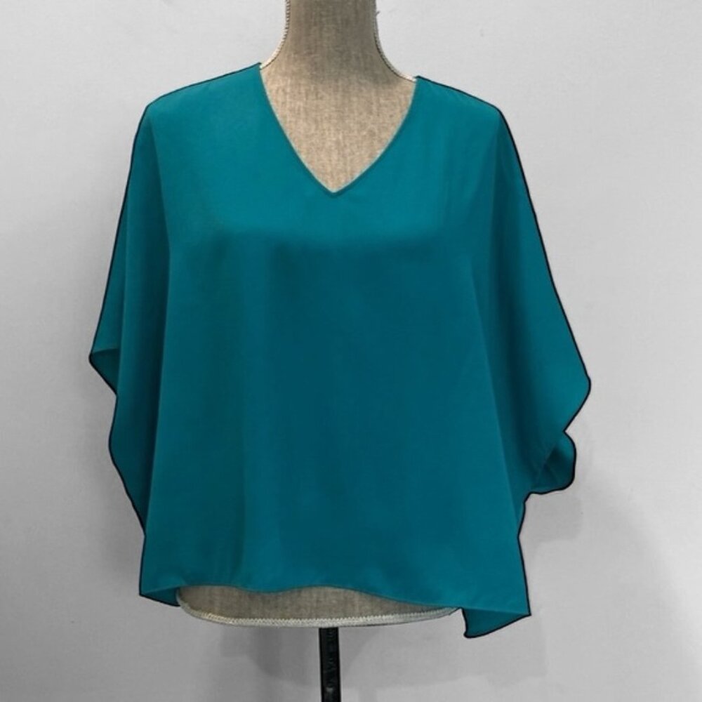Aritzia Green V-Neck Blouse with Kimono Sleeves